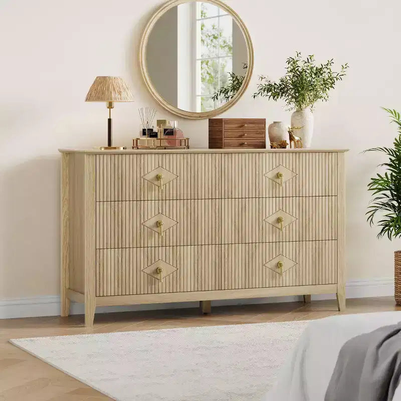 Commode cannelée à 6 tiroirs pour chambre à coucher, commode moderne de 137 cm de large avec poignées en métal, organisateur de commode en bois