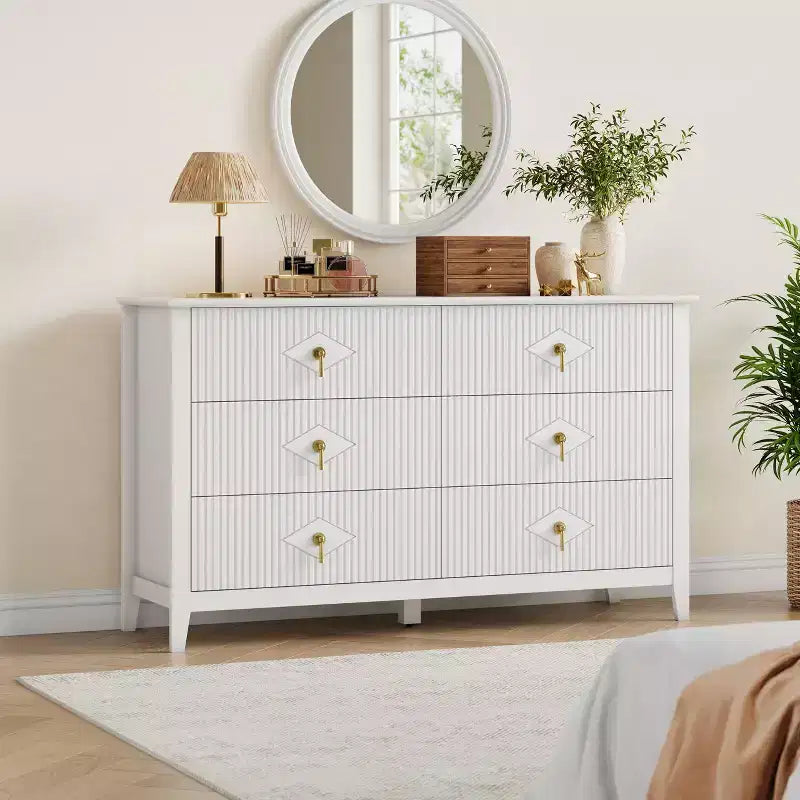 Commode cannelée à 6 tiroirs pour chambre à coucher, commode moderne de 137 cm de large avec poignées en métal, organisateur de commode en bois
