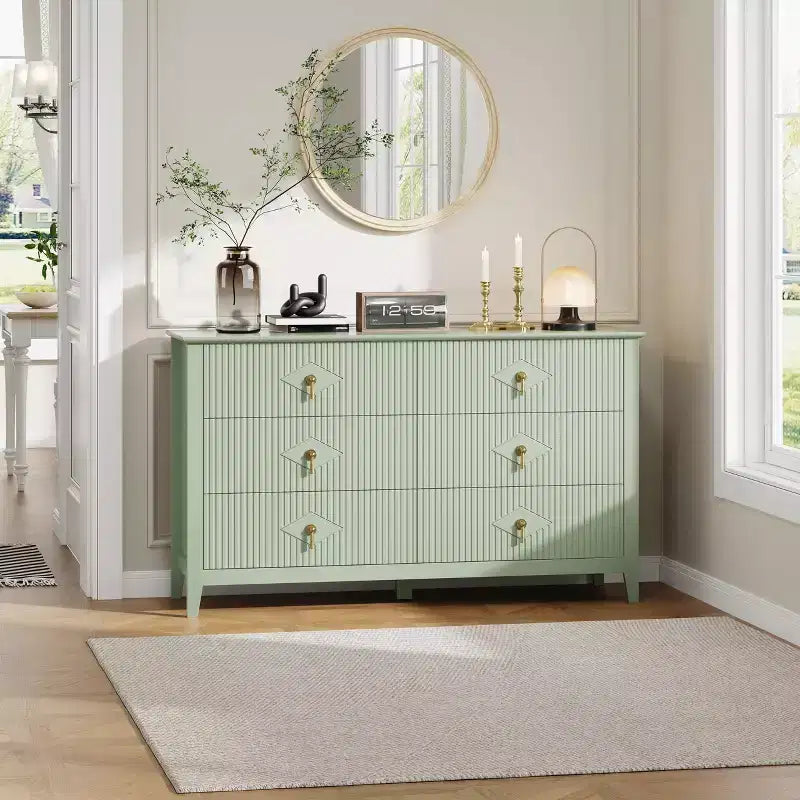 Commode cannelée à 6 tiroirs pour chambre à coucher, commode moderne de 137 cm de large avec poignées en métal, organisateur de commode en bois