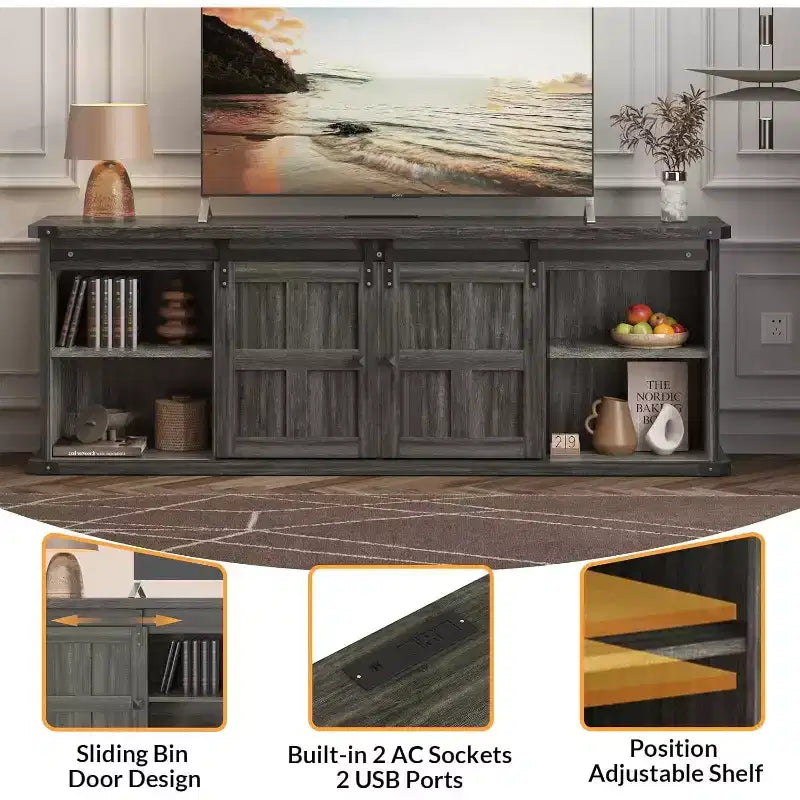 Meuble TV de ferme pour téléviseurs de 75/80 pouces, meuble de 70 pouces avec rangement, porte coulissante de style grange, prise de courant, console de divertissement pour salon