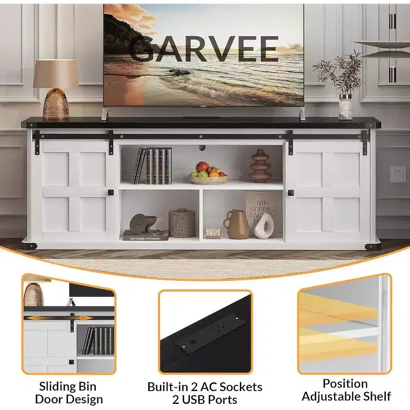 Meuble TV de ferme pour téléviseurs de 75/80 pouces, meuble de 70 pouces avec rangement, porte coulissante de style grange, prise de courant, console de divertissement pour salon