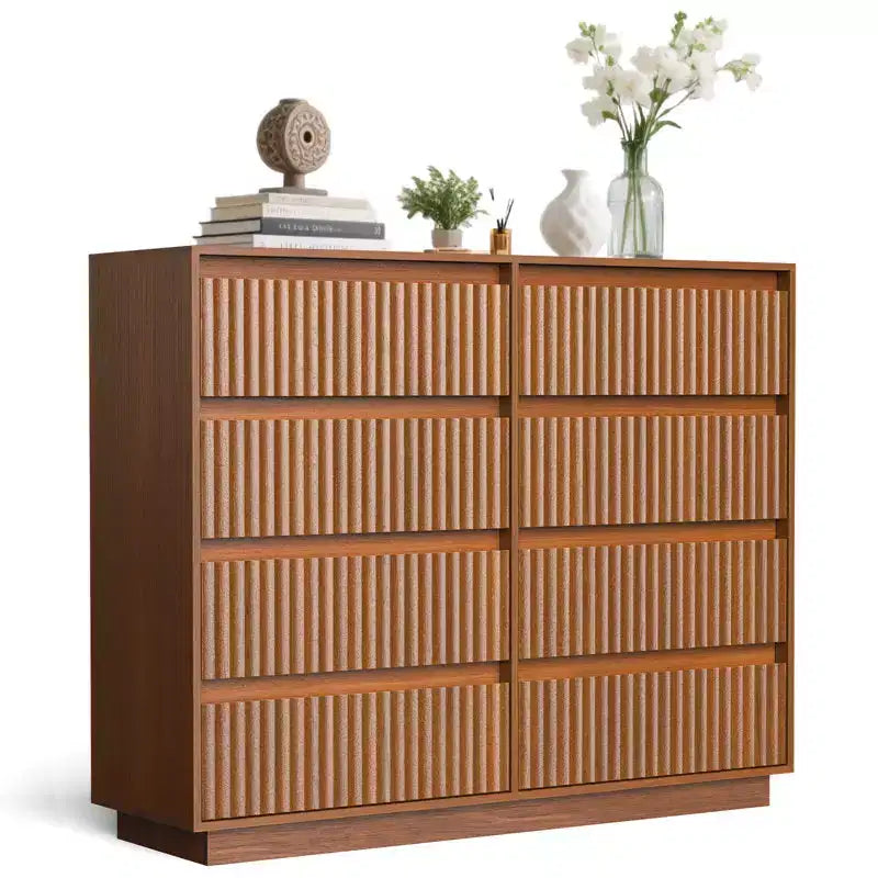 Commode à 8 tiroirs de 132 cm de largeur avec panneau cannelé à motif ondulé