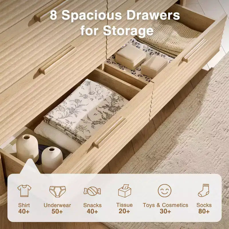 Commode moderne en bois de 132 cm à 8 tiroirs, design cannelé et incurvé pour le rangement dans le salon et le couloir