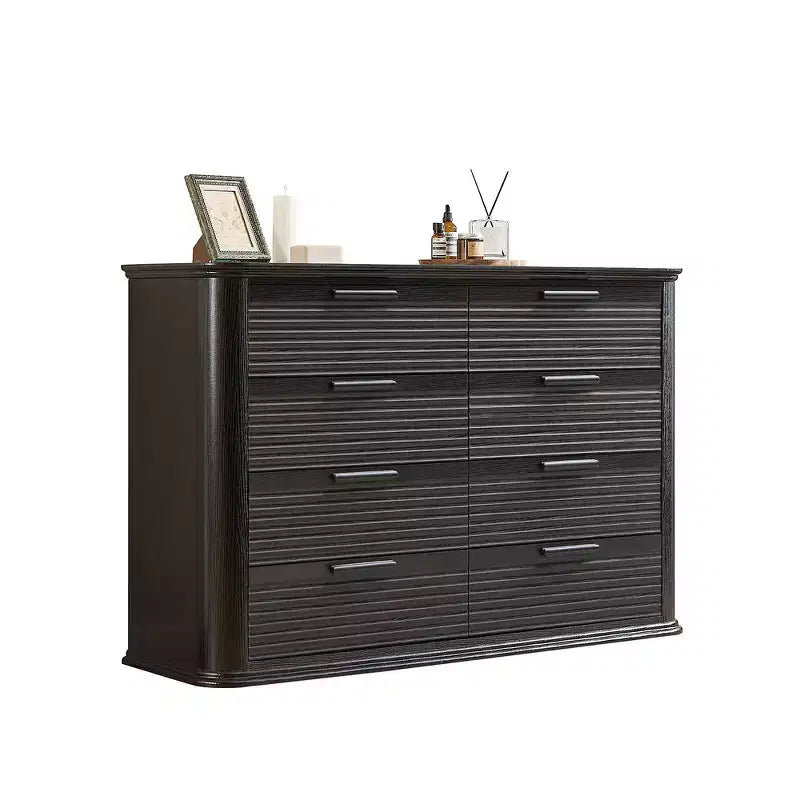 Commode moderne en bois de 132 cm à 8 tiroirs, design cannelé et incurvé pour le rangement dans le salon et le couloir